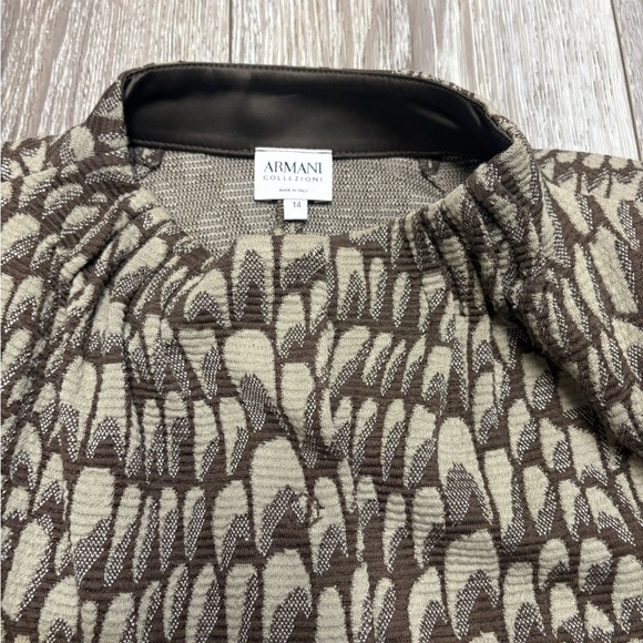 Armani Collezioni Brown and Cream Patterned Blazer - Picture 5 of 10